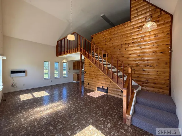 $299,999 | 4554 Highway 93, Mackay, ID 83251