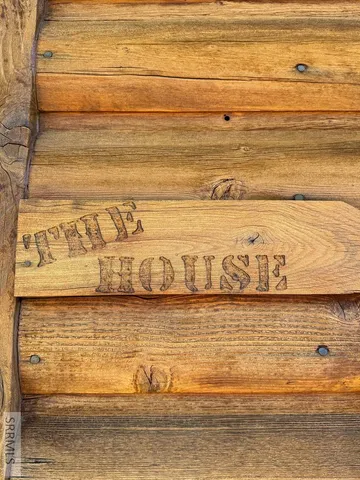 $299,999 | 4554 Highway 93, Mackay, ID 83251