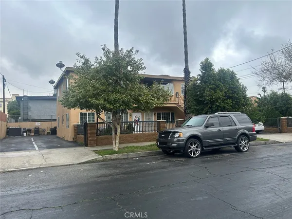 a car parked in front of a house