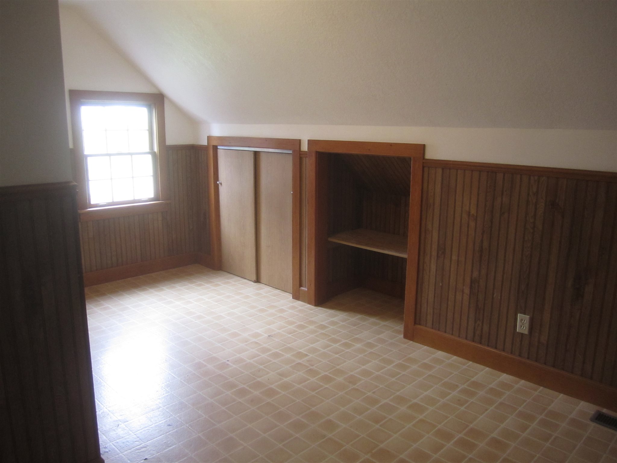 12016 Killian Road Harlan, IN 46743 - Photo 9 of 36