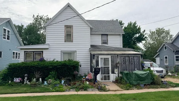 $85,000 | 4 South Mulberry Avenue, Mount Morris, IL 61054