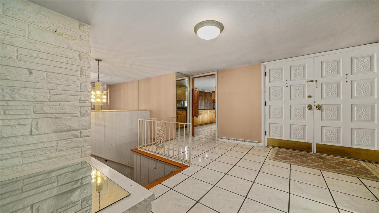 4114 Landstrom Road Rockford, IL 61114 - Photo 5 of 38 a view of an empty room