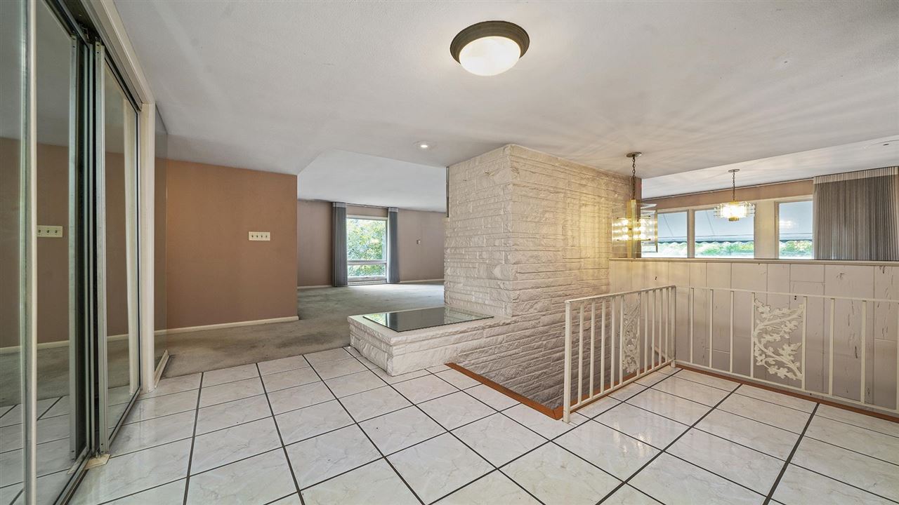 4114 Landstrom Road Rockford, IL 61114 - Photo 6 of 38 a view of an entryway with wooden floor