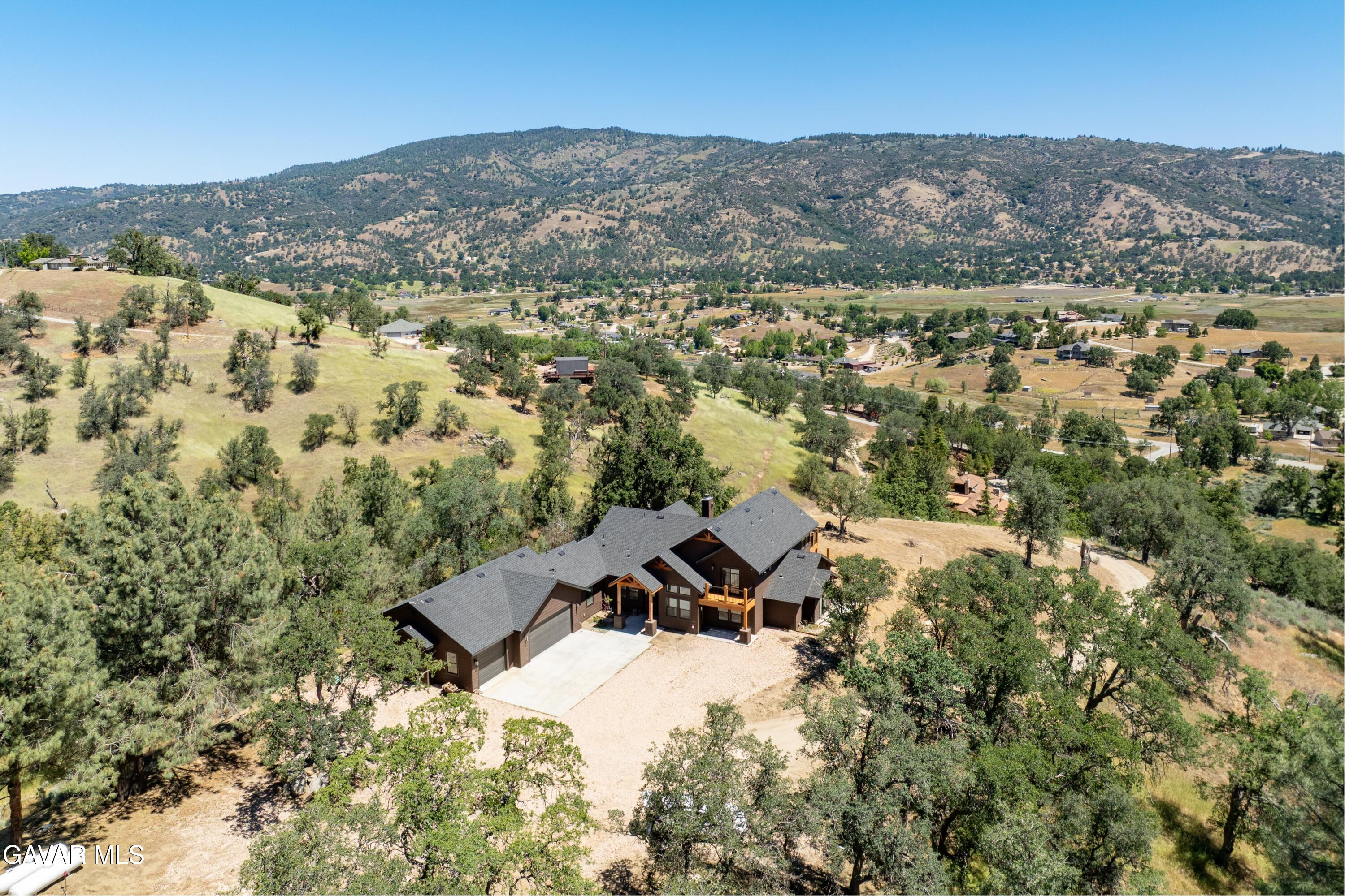 28460 Ridgeview Court Tehachapi, CA 93561 - Photo 57 of 66 40-DJI_0191-HDR