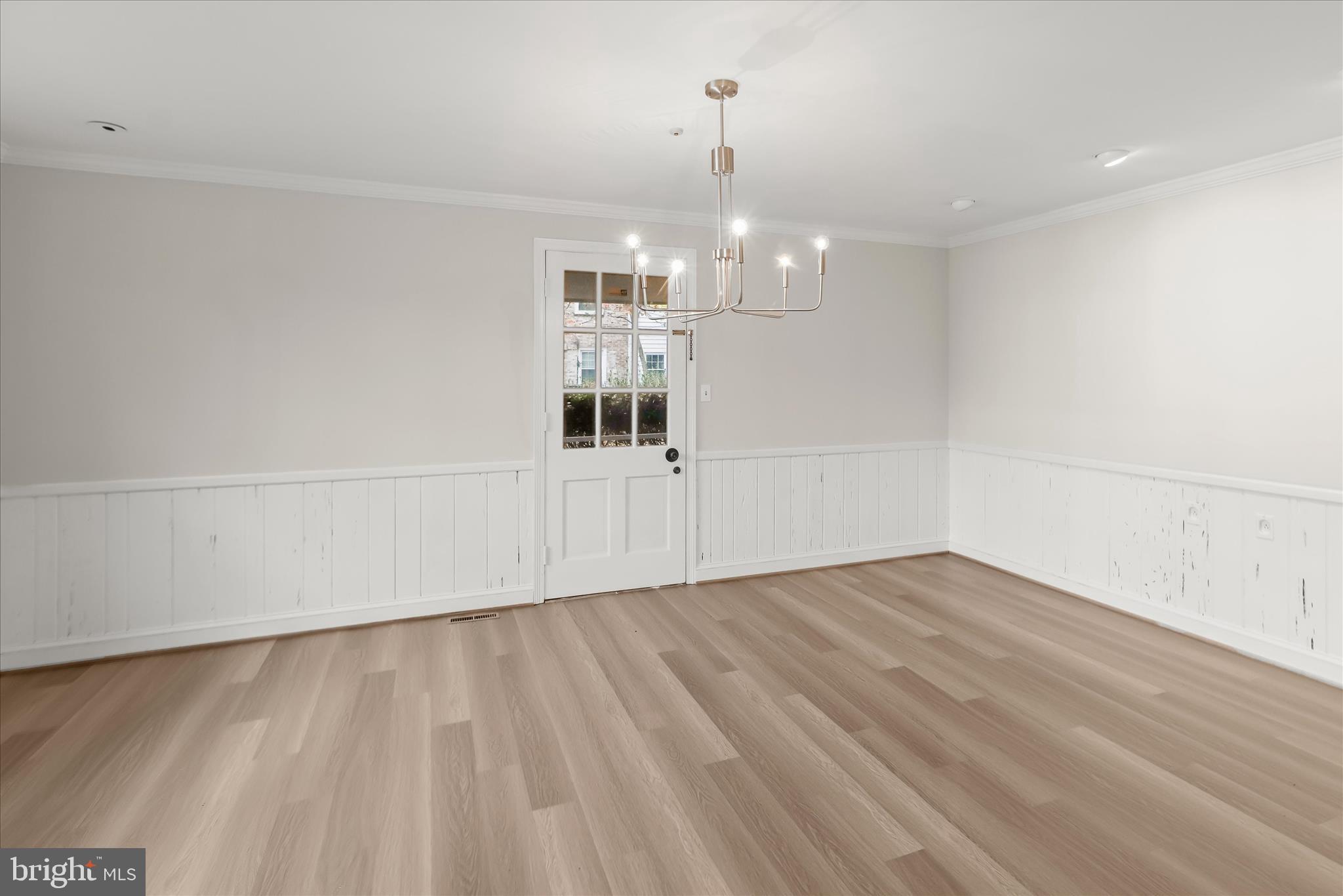 2550 Pickwick Road Baltimore, MD 21207 - Photo 16 of 65 Dining Room