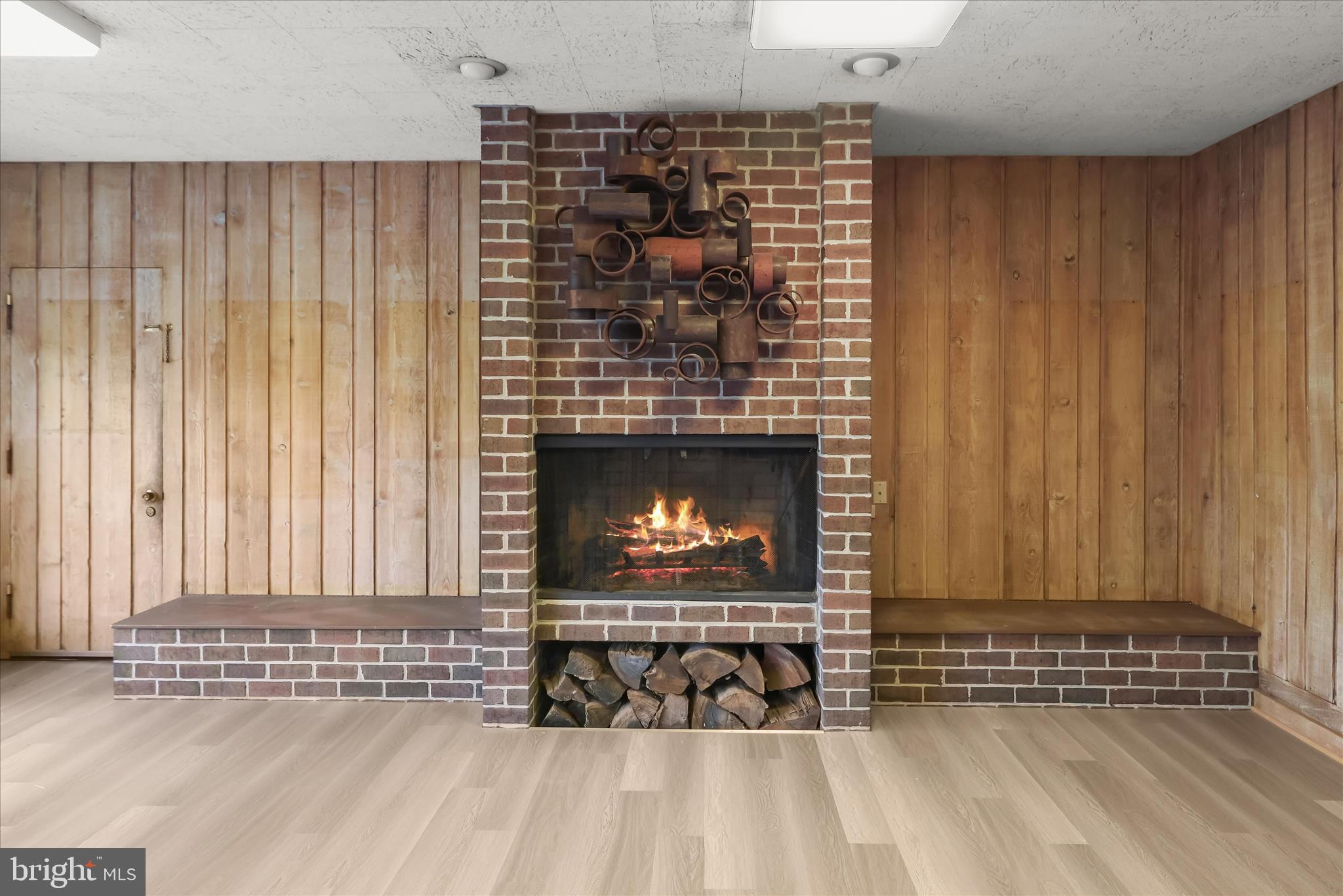 2550 Pickwick Road Baltimore, MD 21207 - Photo 21 of 65 Family Room