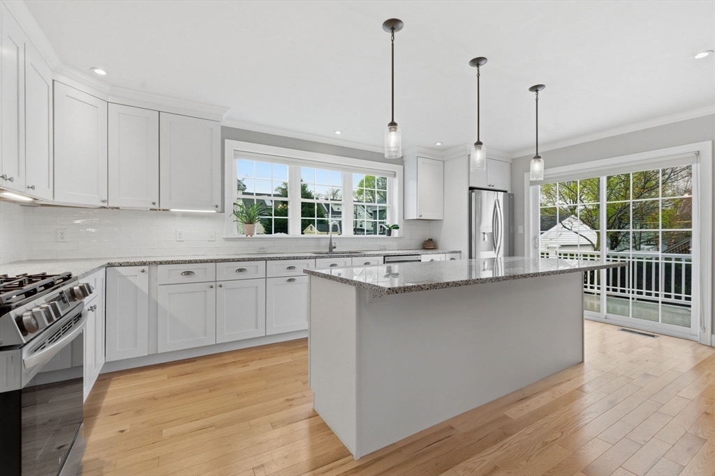 39 French Street, Unit 39 Watertown, MA 02472 - Photo 8 of 32