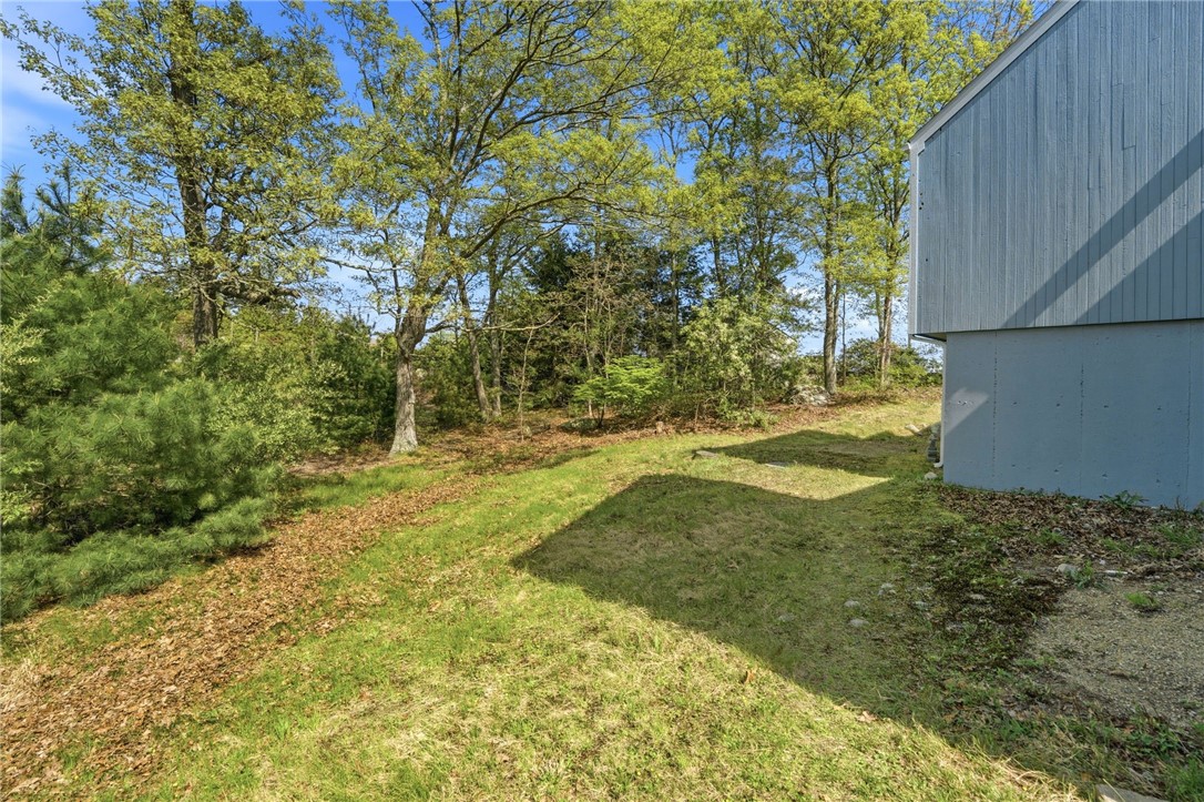 24 Kickapoo Run Charlestown, RI 02813 - Photo 3 of 49