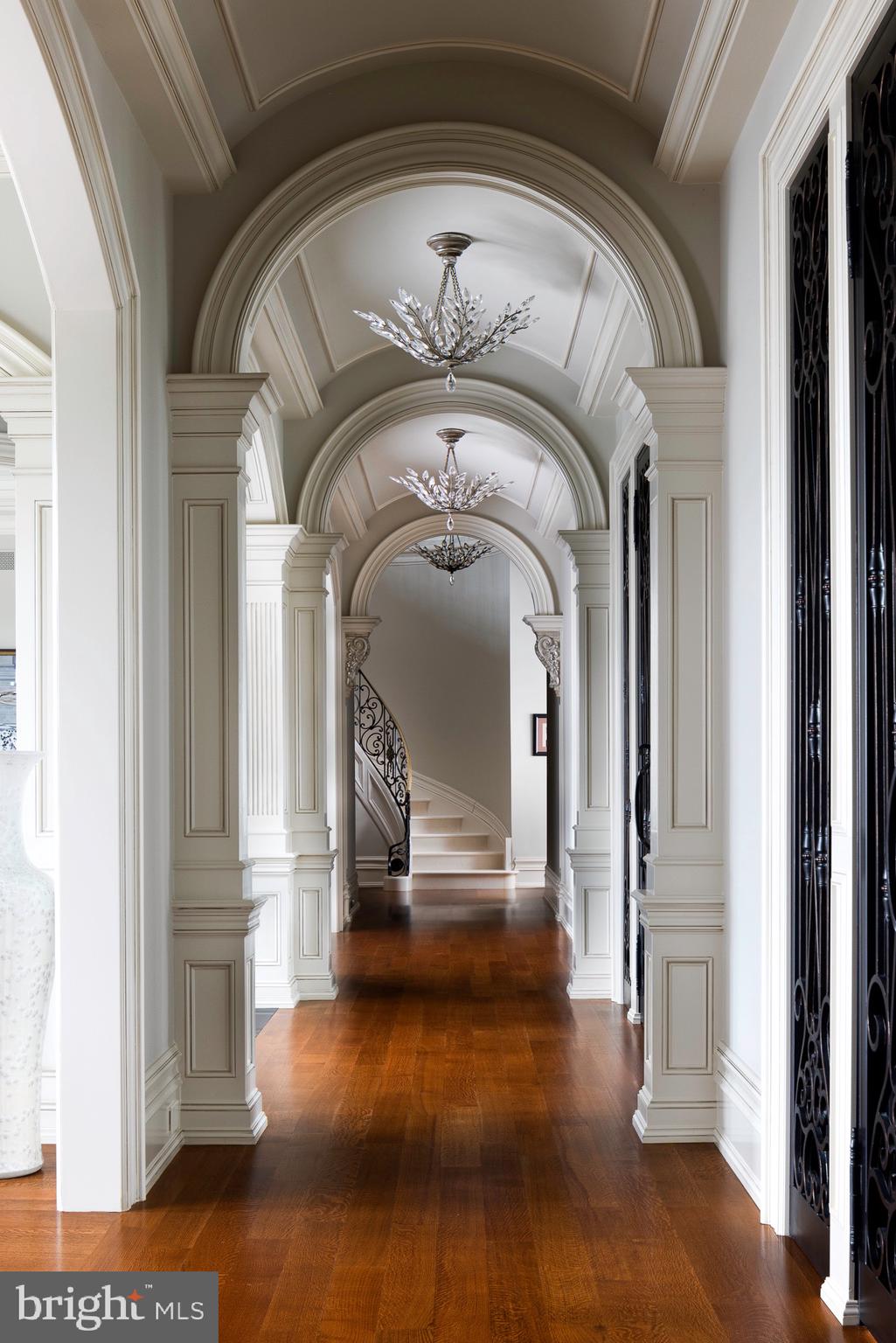 5965 Pidcock Creek Road New Hope, PA 18938 - Photo 11 of 85 Main Hallway