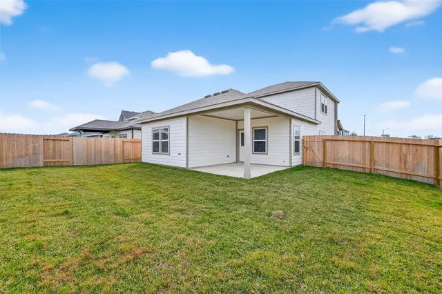 $2,100 | 3903 Flora Fld Drive, Brookshire, TX 77423