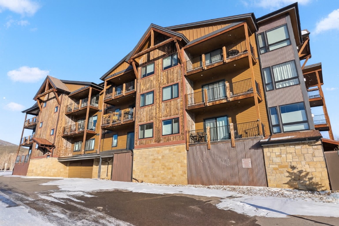 235 La Bonte Street, Unit 106 Dillon, CO 80435 - Photo 37 of 37 a front view of a building