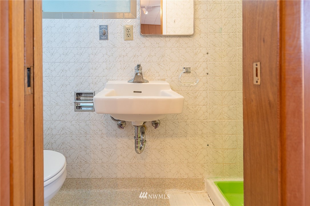 240 North Earl Road Moses Lake, WA 98837 - Photo 14 of 33 Gallery Image 14