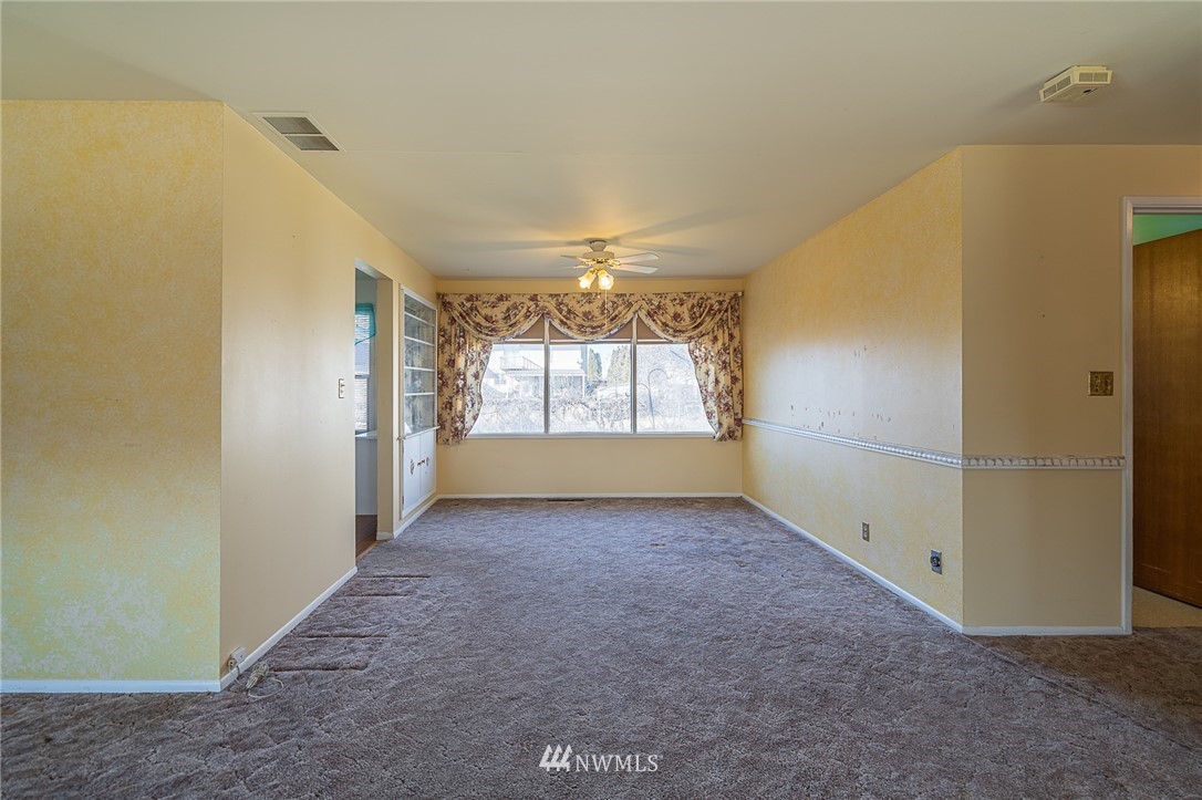 240 North Earl Road Moses Lake, WA 98837 - Photo 8 of 33 Gallery Image 8