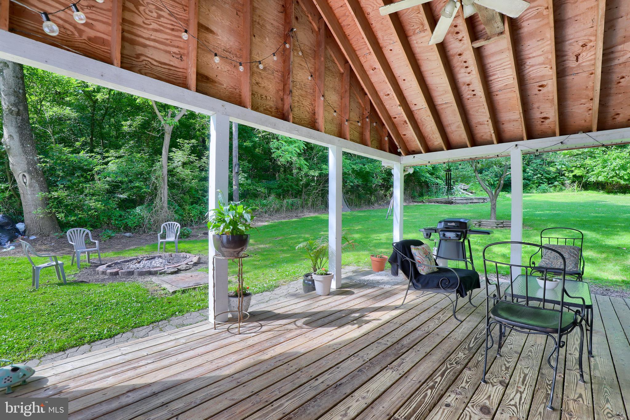 122 River Road Pequea, PA 17565 - Photo 30 of 46 Large covered porch