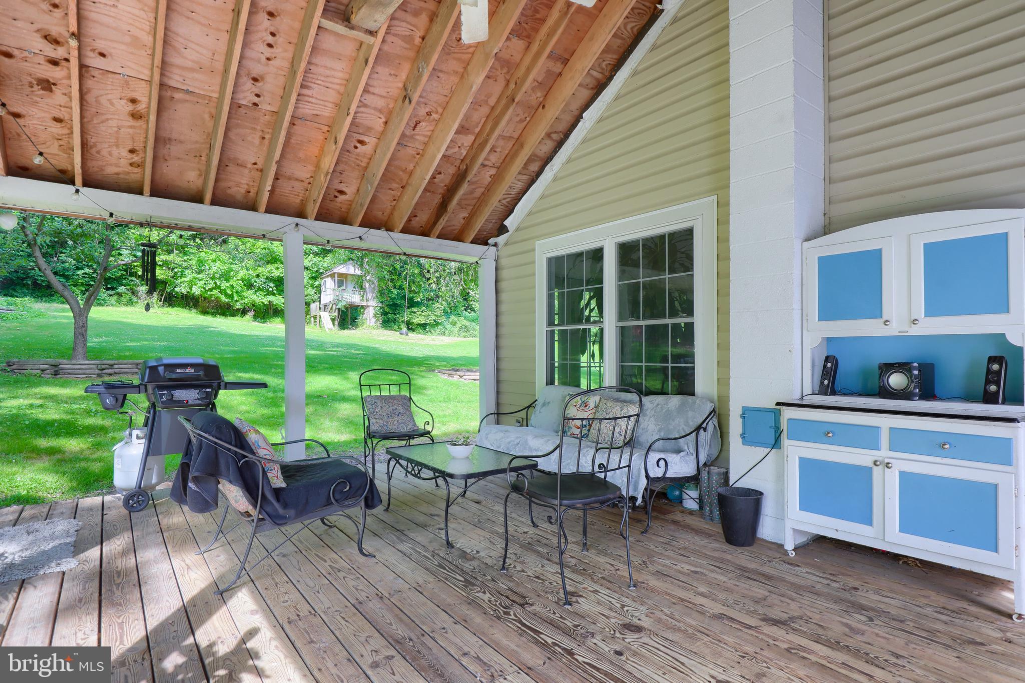 122 River Road Pequea, PA 17565 - Photo 31 of 46 Covered porch view 2