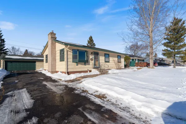 $219,900 | 106 Edison Boulevard, Silver Bay, MN 55614