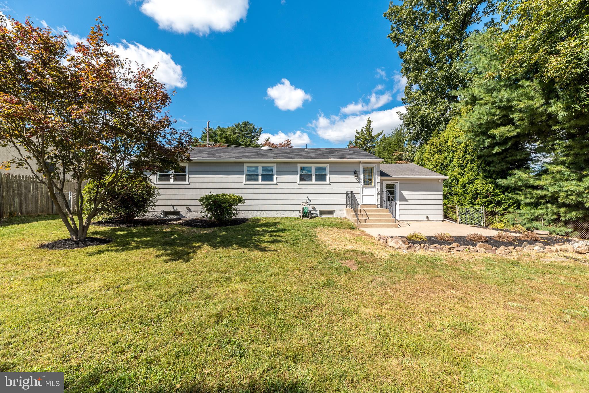 489 Valley Road Warminster, PA 18974 - Photo 26 of 30