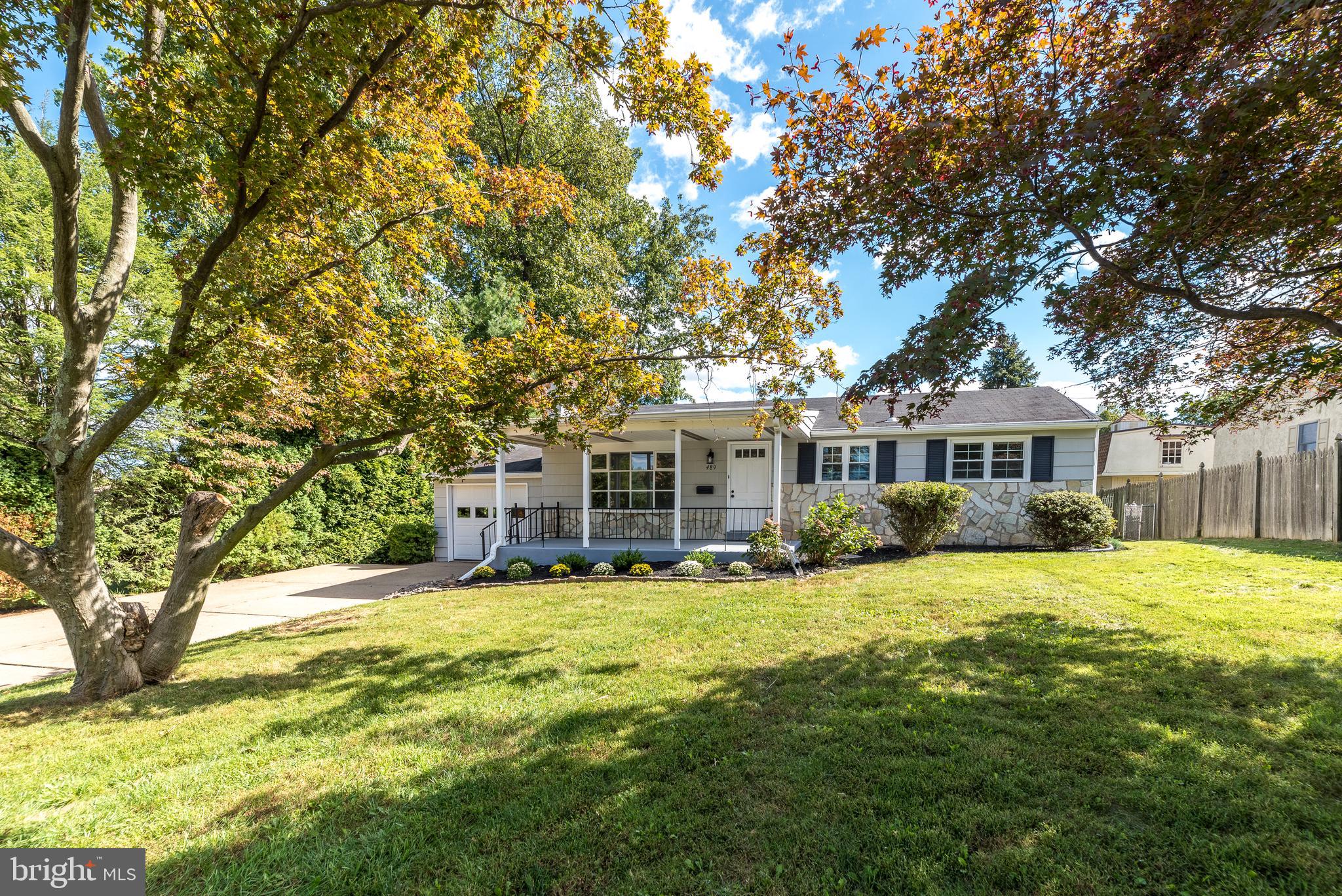 489 Valley Road Warminster, PA 18974 - Photo 4 of 30