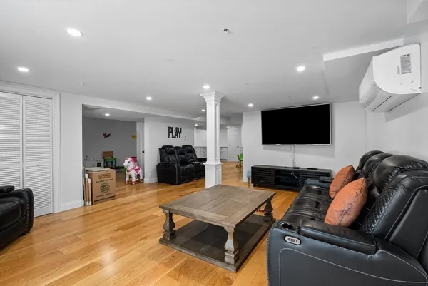 $699,999 | 107 Meadow Lane, Unit 107, Randolph, MA 02368