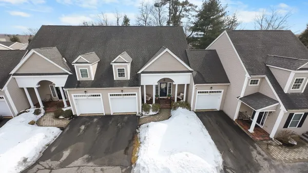 $699,999 | 107 Meadow Lane, Unit 107, Randolph, MA 02368