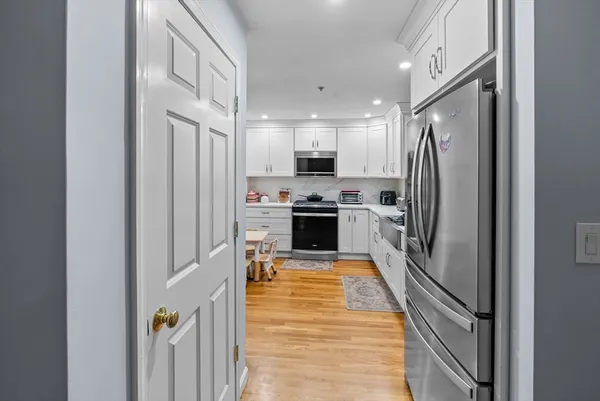 $699,999 | 107 Meadow Lane, Unit 107, Randolph, MA 02368