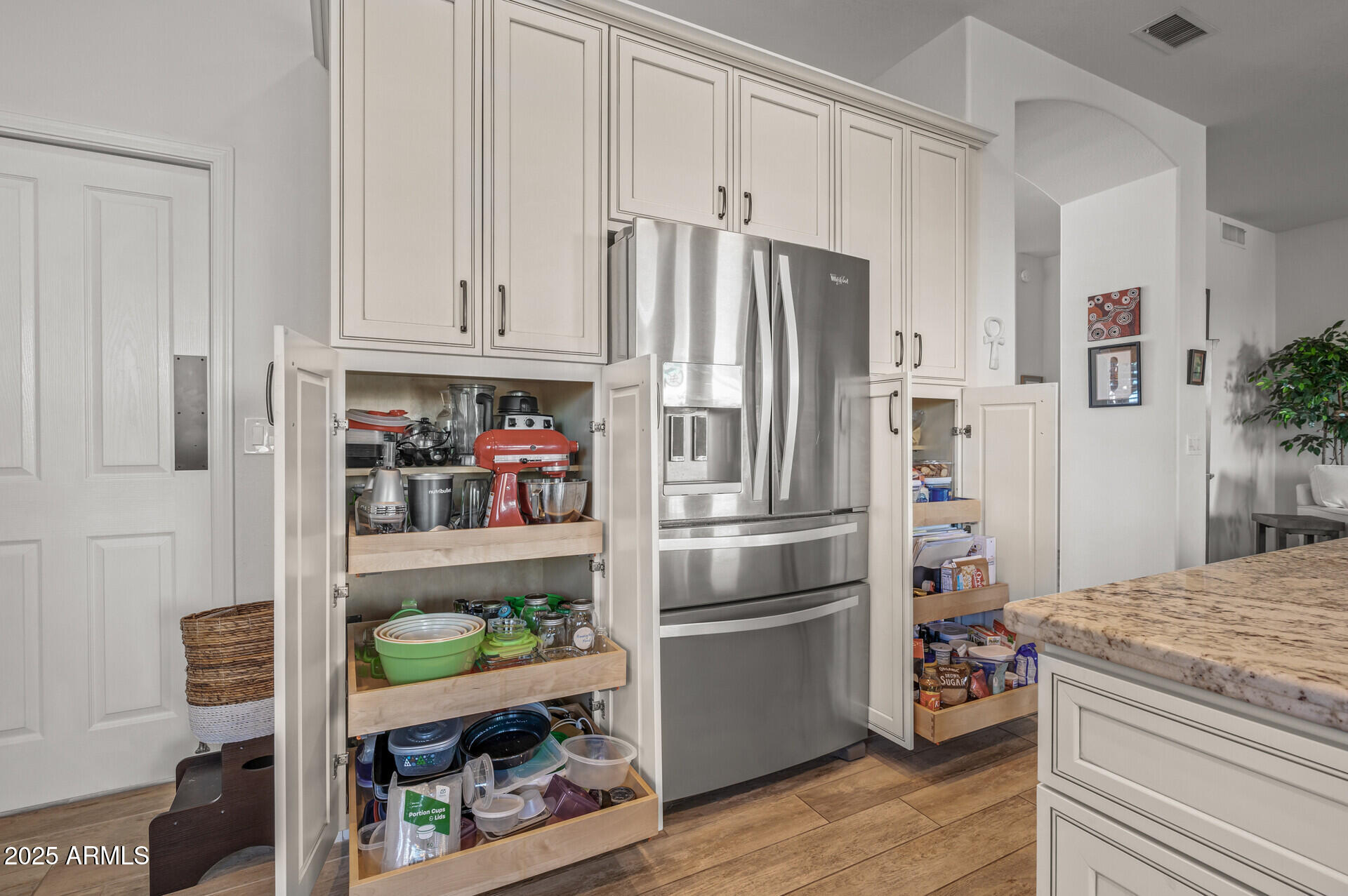 1626 East Kathleen Road Phoenix, AZ 85022 - Photo 22 of 47 a kitchen with granite countertop a refrigerator and a sink