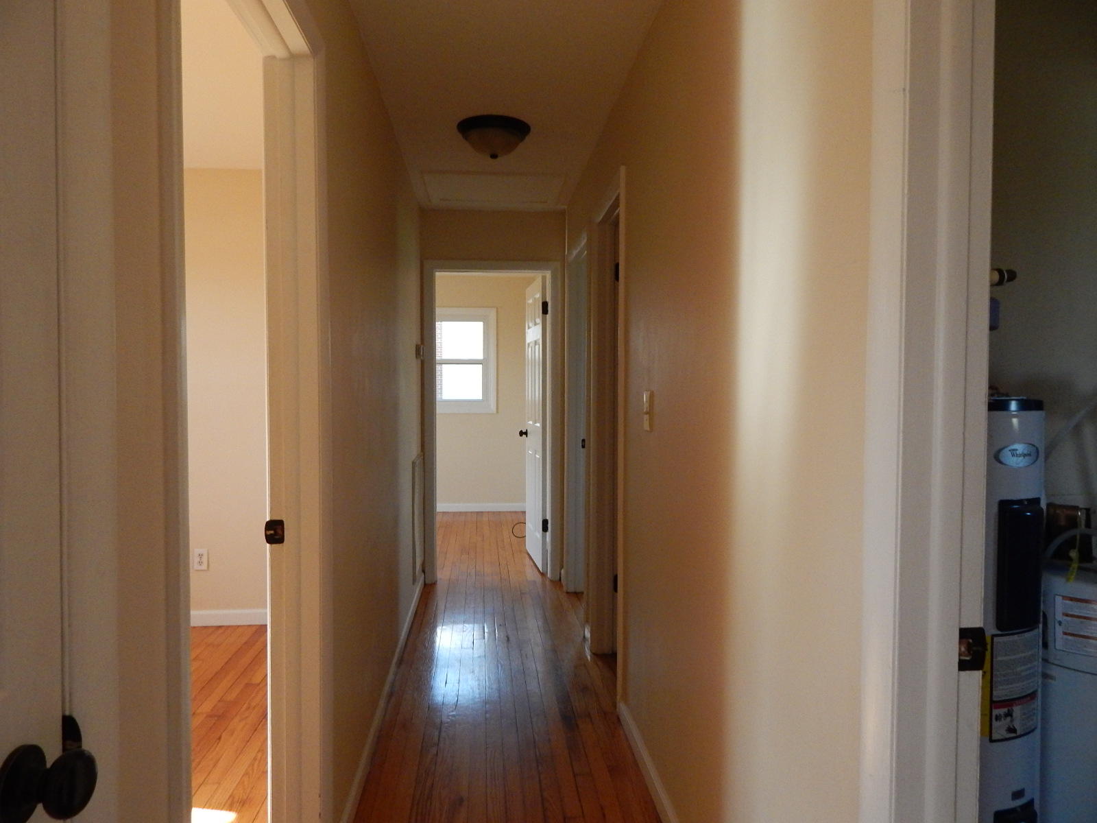 4734 Rucker Road Moneta, VA 24121 - Photo 26 of 37 Hallway