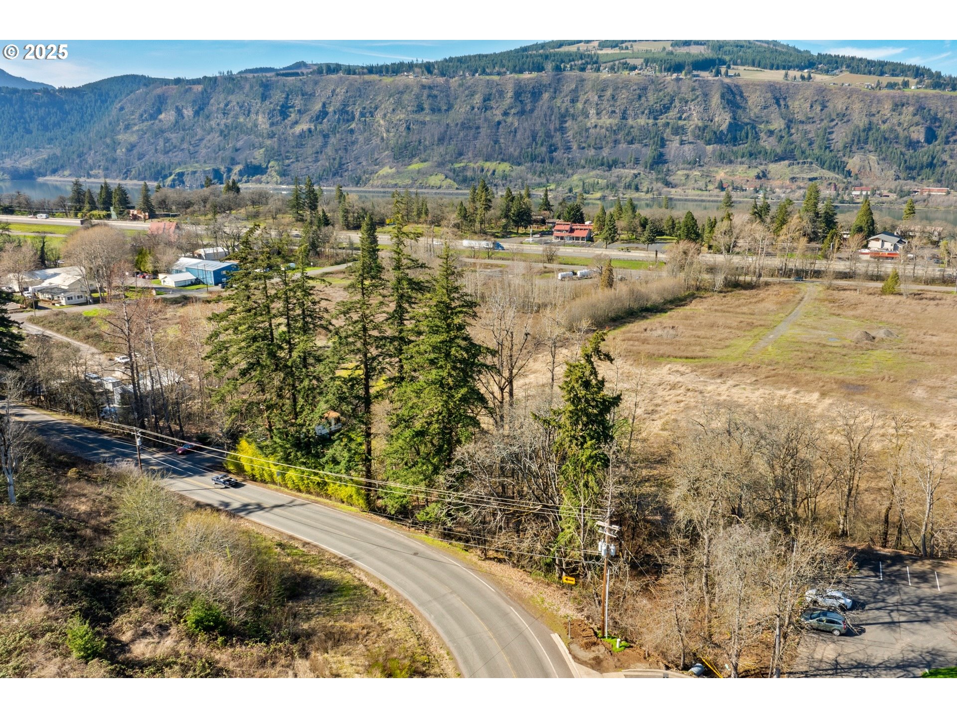 435 Frankton Road Hood River, OR 97031 - Photo 3 of 19