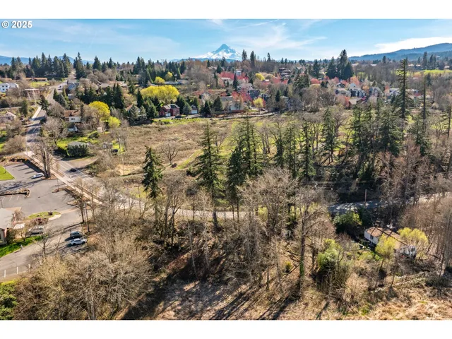 $299,000 | 435 Frankton Road, Hood River, OR 97031