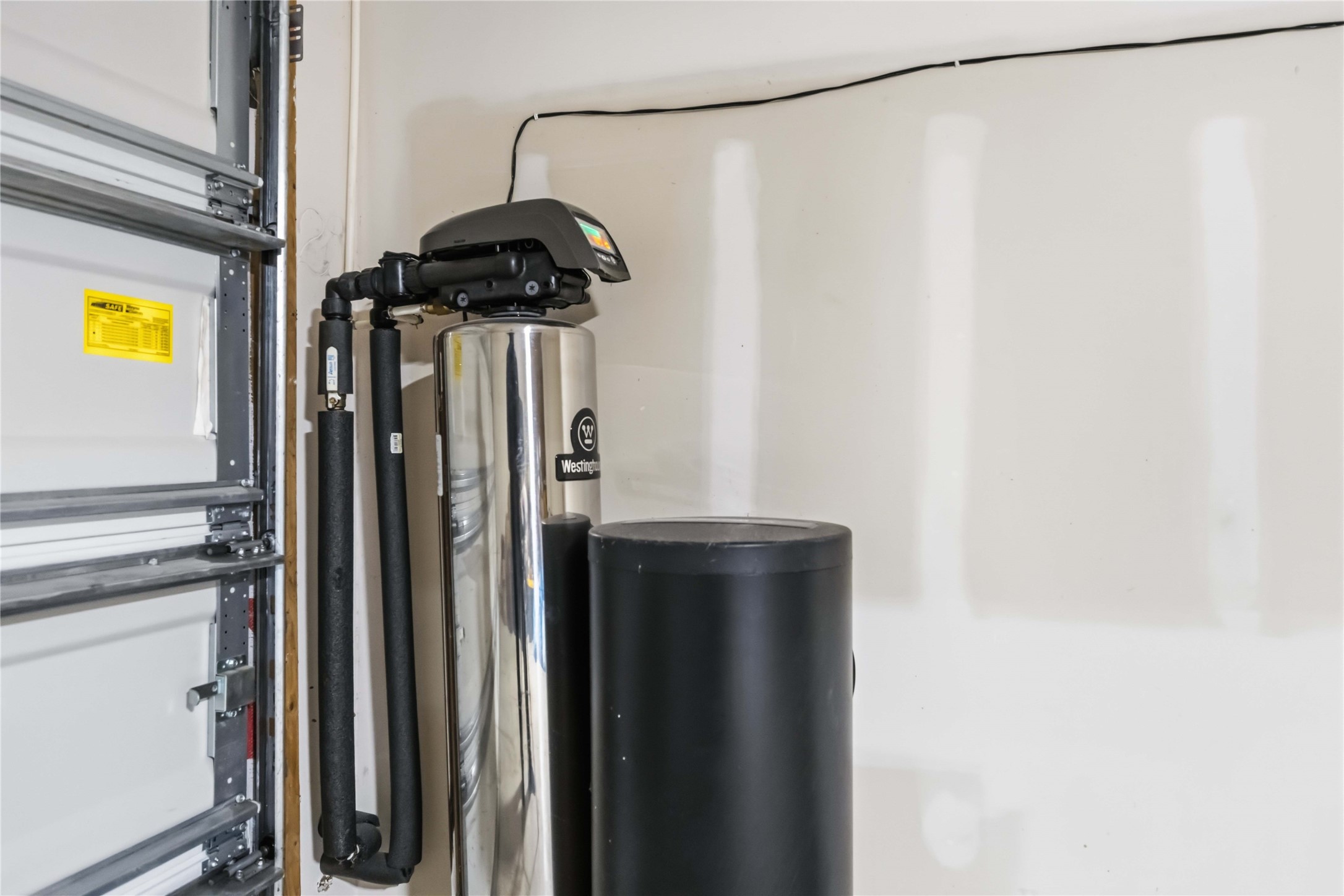 2402 Mount Dana Drive Rosharon, TX 77583 - Photo 25 of 28 Water Filter included in home rental.