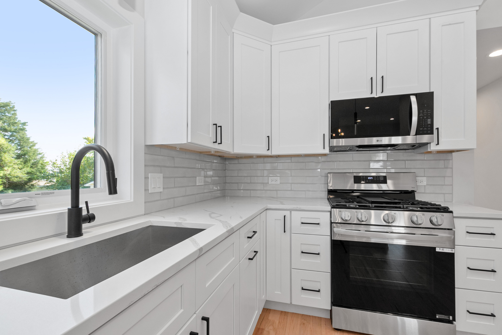 7311 West 58th Street Summit, IL 60501 - Photo 16 of 46