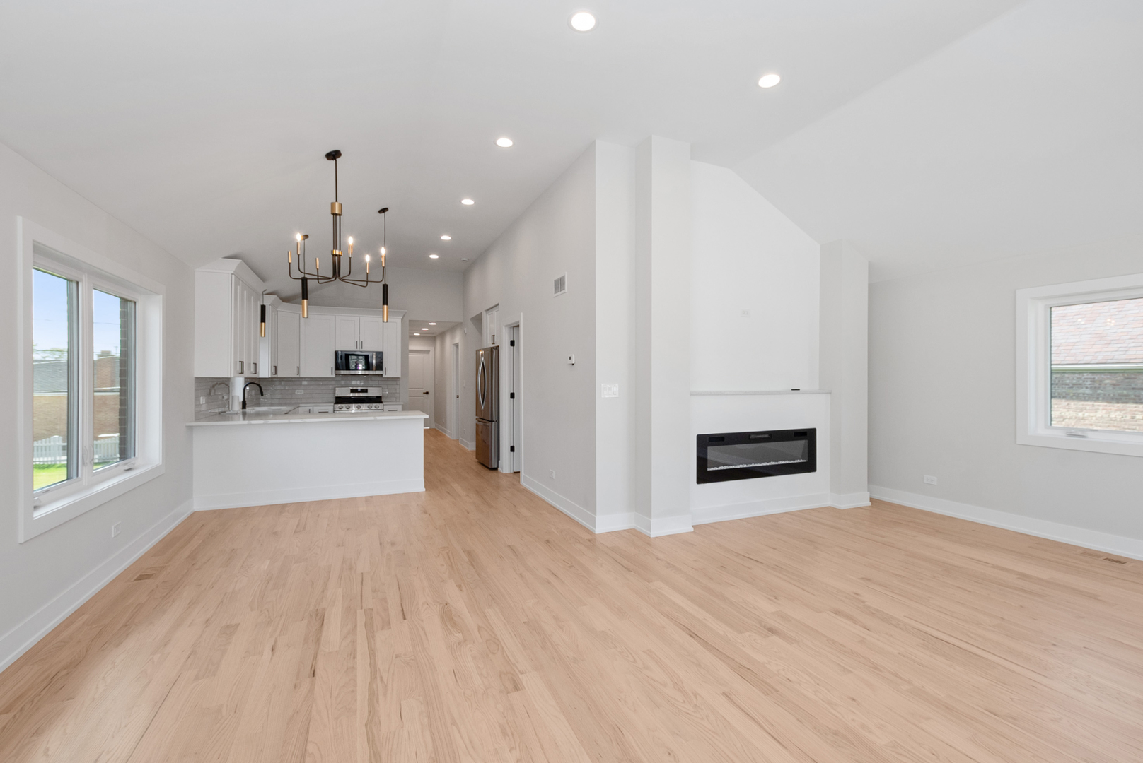 7311 West 58th Street Summit, IL 60501 - Photo 10 of 46