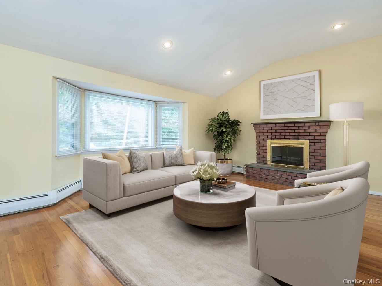 7 Plainview Road Bethpage, NY 11714 - Photo 10 of 23