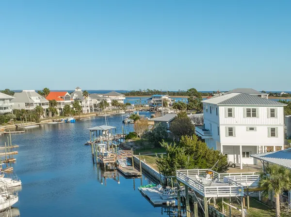 $1,300,000 | 150 Royster Drive, Crawfordville, FL 32327