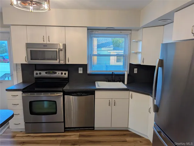 $605,000 | 139 Pine Neck Avenue, East Patchogue, NY 11772