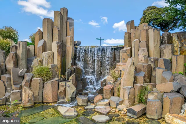 $589,000 | 125 Denison Street, Fredericksburg, VA 22406