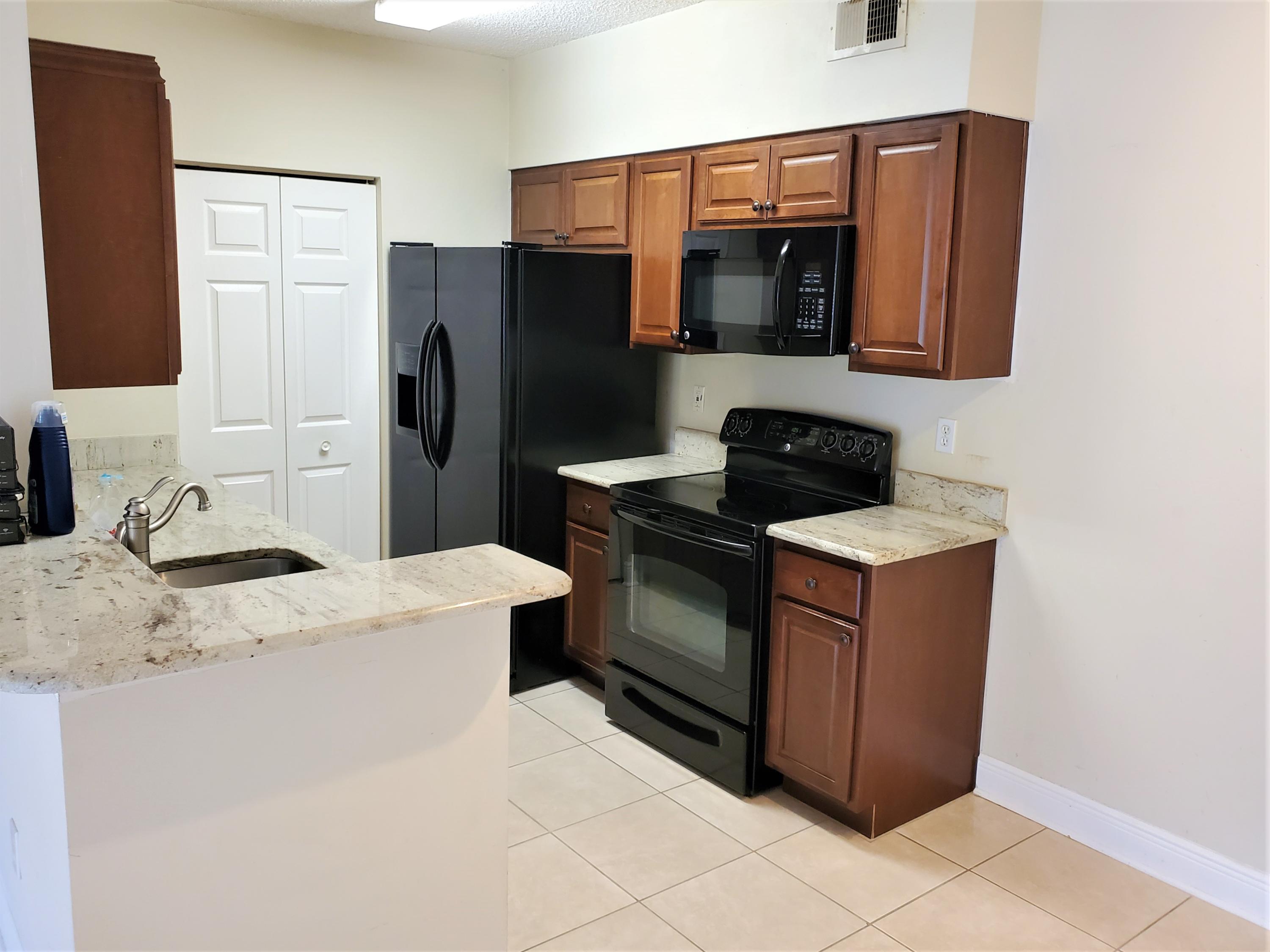 10276 Fox Trail Road South, Unit 106 Royal Palm Beach, FL 33411 - Photo 3 of 8 20200827_105148