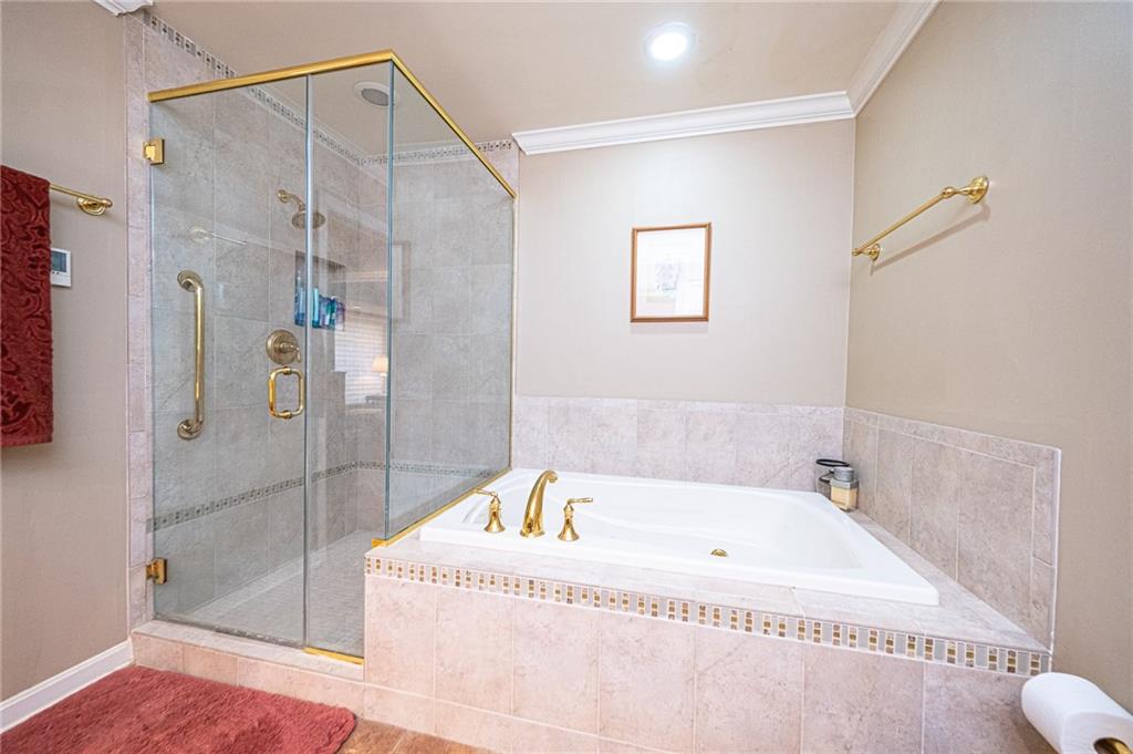 412 Fox Chapel Road Pittsburgh, PA 15238 - Photo 17 of 25 Gallery Image 17