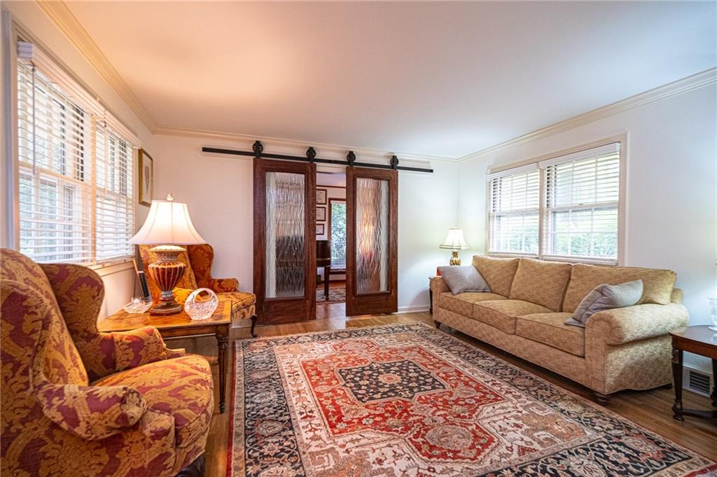 412 Fox Chapel Road Pittsburgh, PA 15238 - Photo 8 of 25 Gallery Image 8