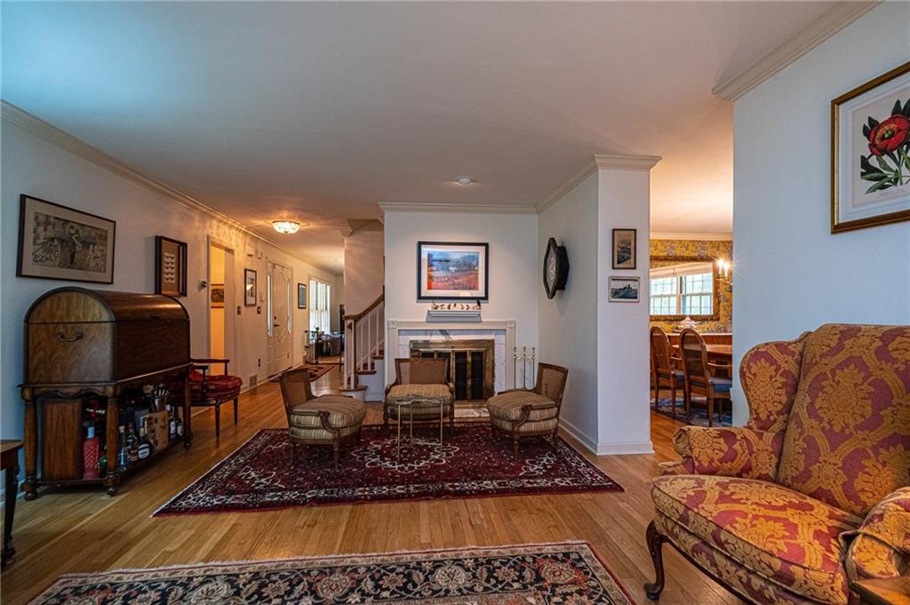 412 Fox Chapel Road Pittsburgh, PA 15238 - Photo 9 of 25 Gallery Image 9