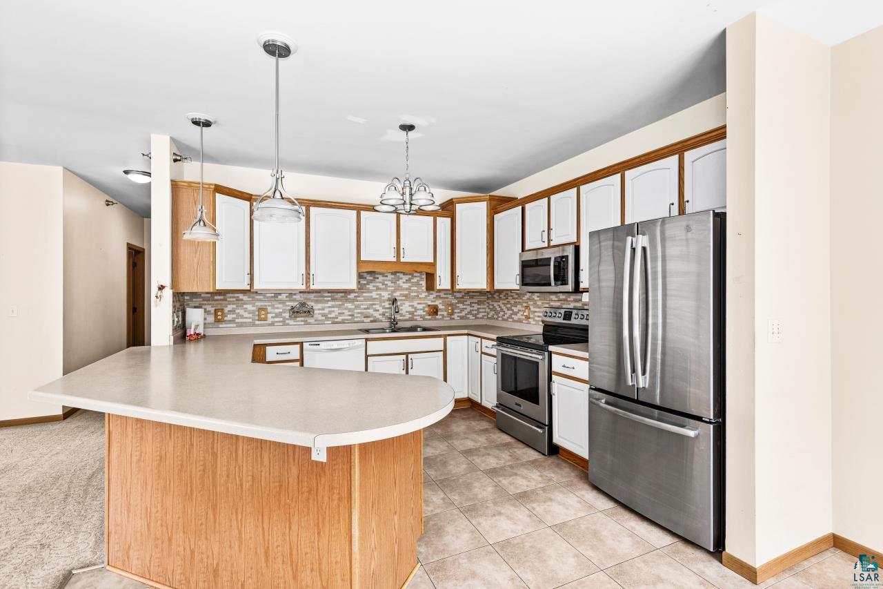 4042 Haines Road, Unit 205 Duluth, MN 55811 - Photo 4 of 44