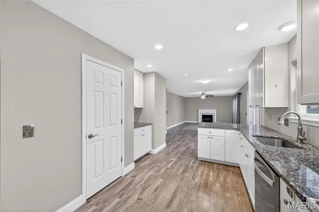 $375,000 | 79 Four Winds Drive, St. Peters, MO 63376