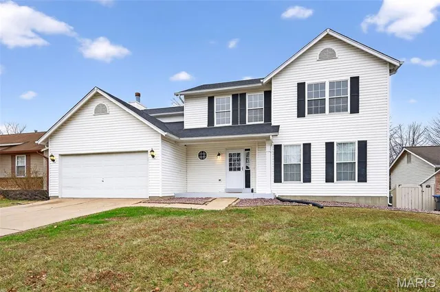 $375,000 | 79 Four Winds Drive, St. Peters, MO 63376