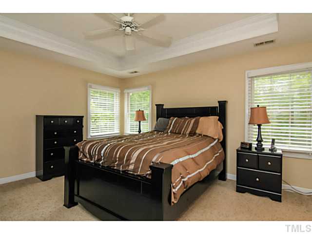5604 Crossfield Drive Raleigh, NC 27613 - Photo 13 of 24