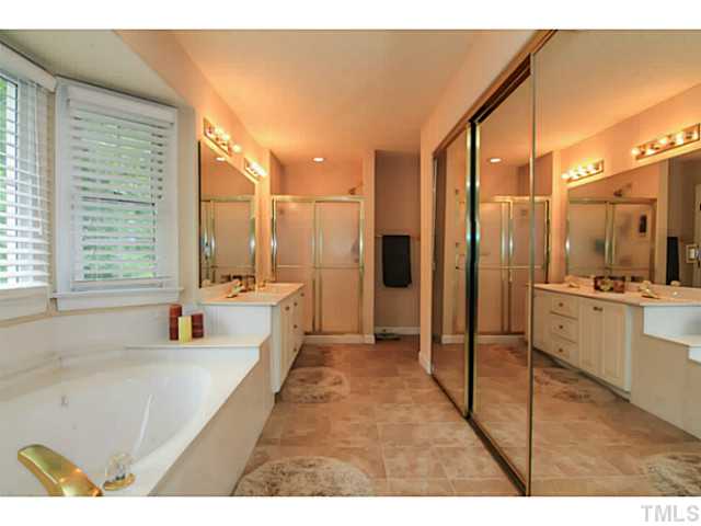 5604 Crossfield Drive Raleigh, NC 27613 - Photo 16 of 24