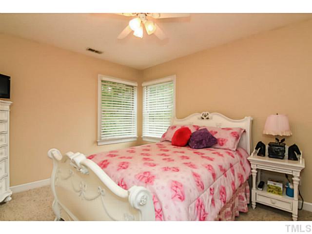 5604 Crossfield Drive Raleigh, NC 27613 - Photo 17 of 24