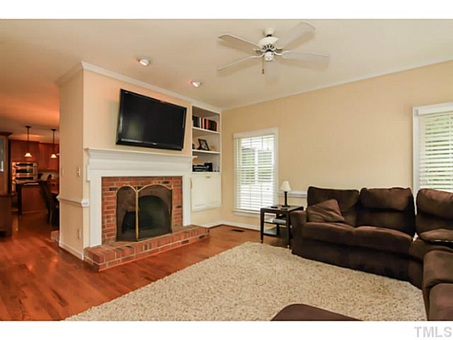 5604 Crossfield Drive Raleigh, NC 27613 - Photo 7 of 24