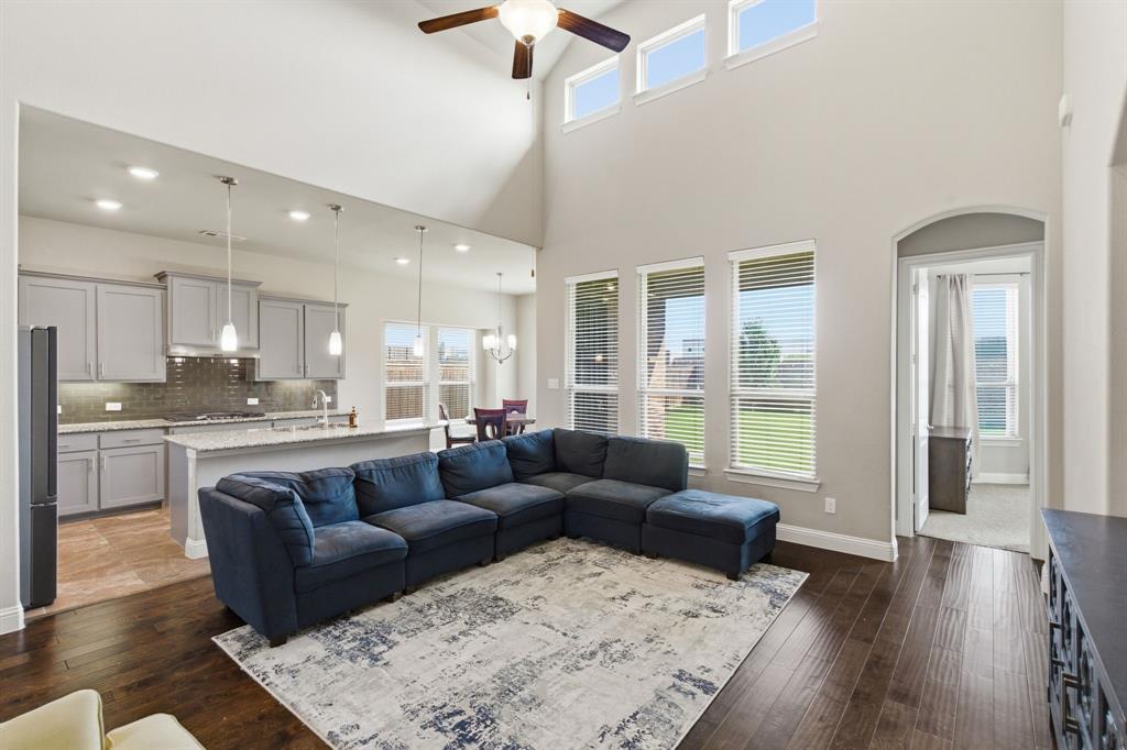 7452 Reverchon Drive Irving, TX 75063 - Photo 19 of 40
