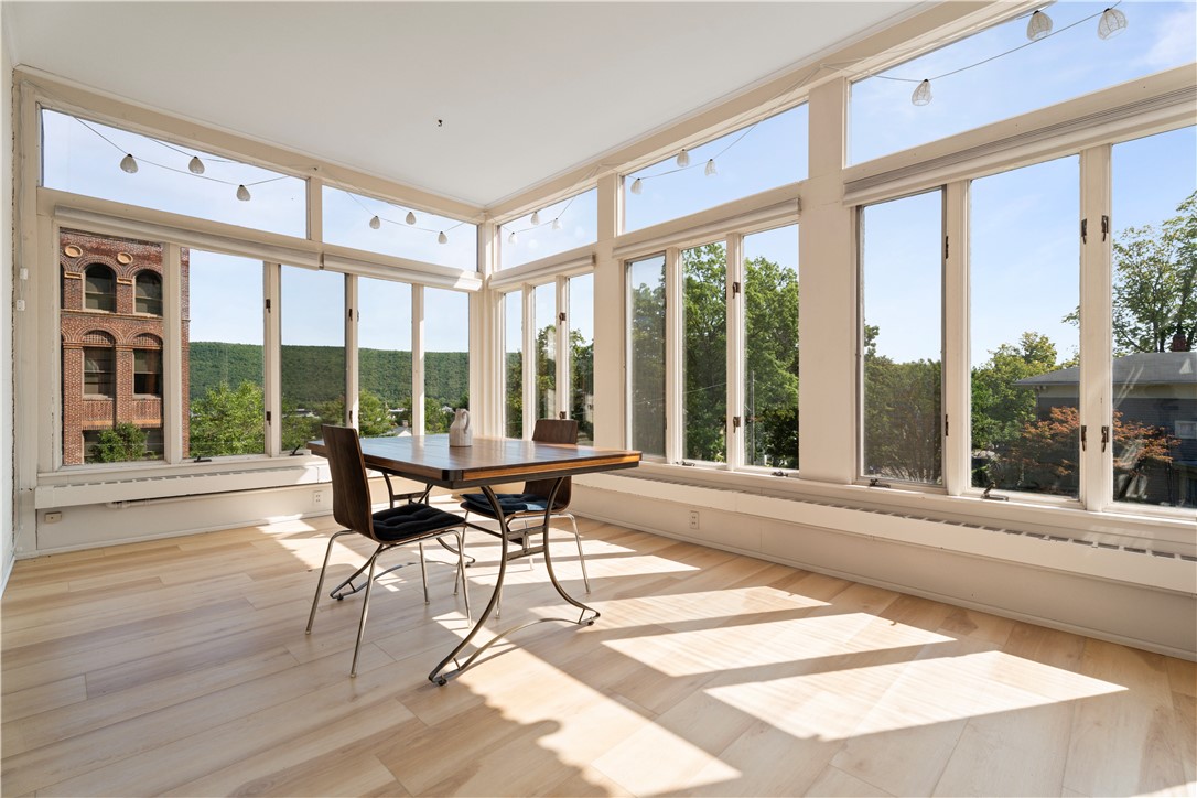 201 Pine Street Corning, NY 14830 - Photo 4 of 42 Solarium