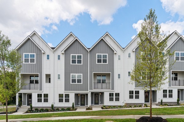 113 Chadwick Court Madison, TN 37115 - Photo 3 of 31